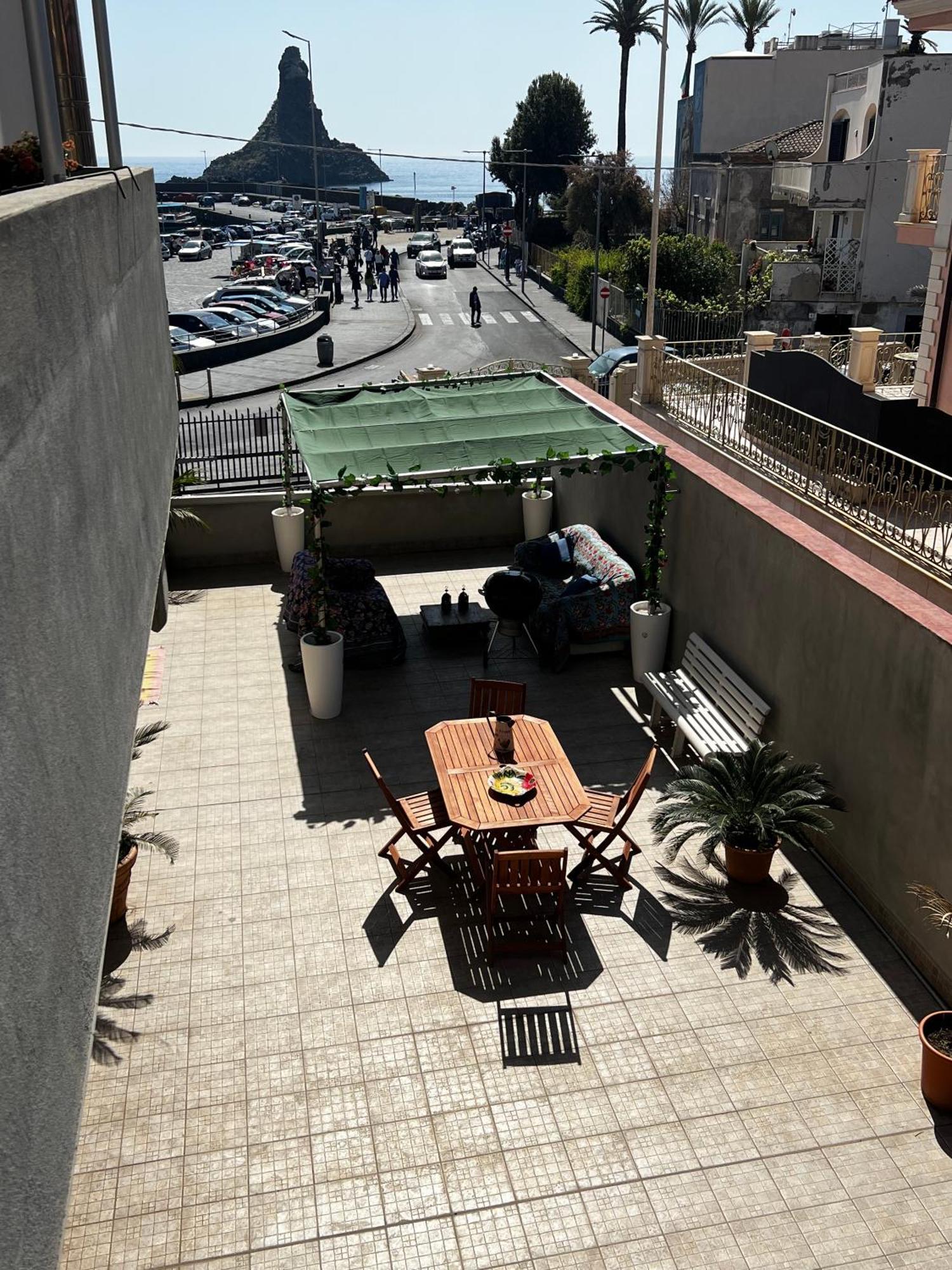 Appartamento Terrazza Faraglioni Aci Trezza Esterno foto